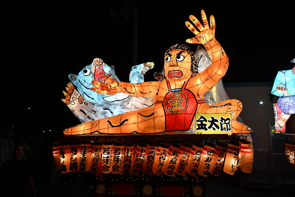 ねぶた祭りの様子